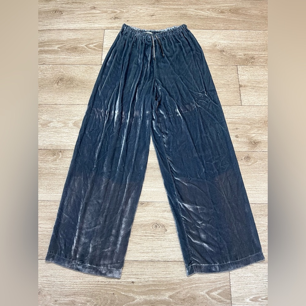 Dosa Women's 2 (24x28) Silk + Rayon Velvet Flowy Pull On Pants